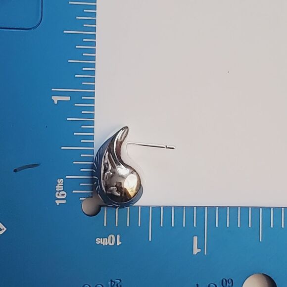 Waterdrop Earrings Teardrop Pierced Chunky White Gold Plated Medium - Picture 5 of 6